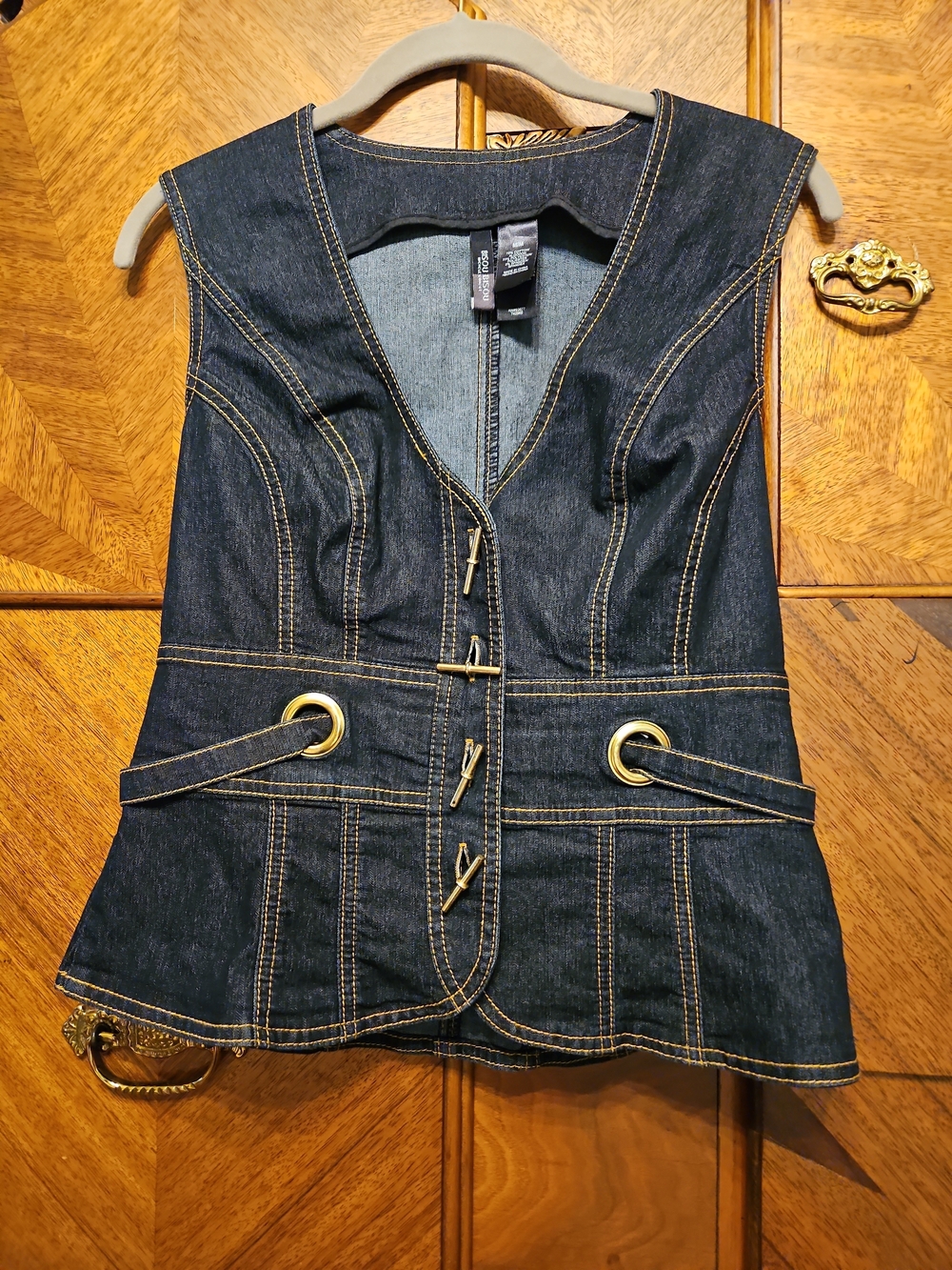 Bisou Bisou Dark Denim  Size Medium Vest with Gold Hardware